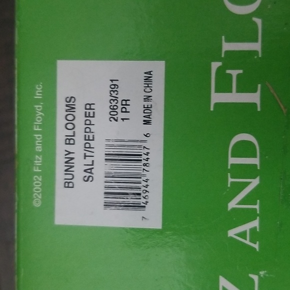 Vintage Fritz and Floyd bunny salt and pepper shakers NIB - Picture 8 of 10